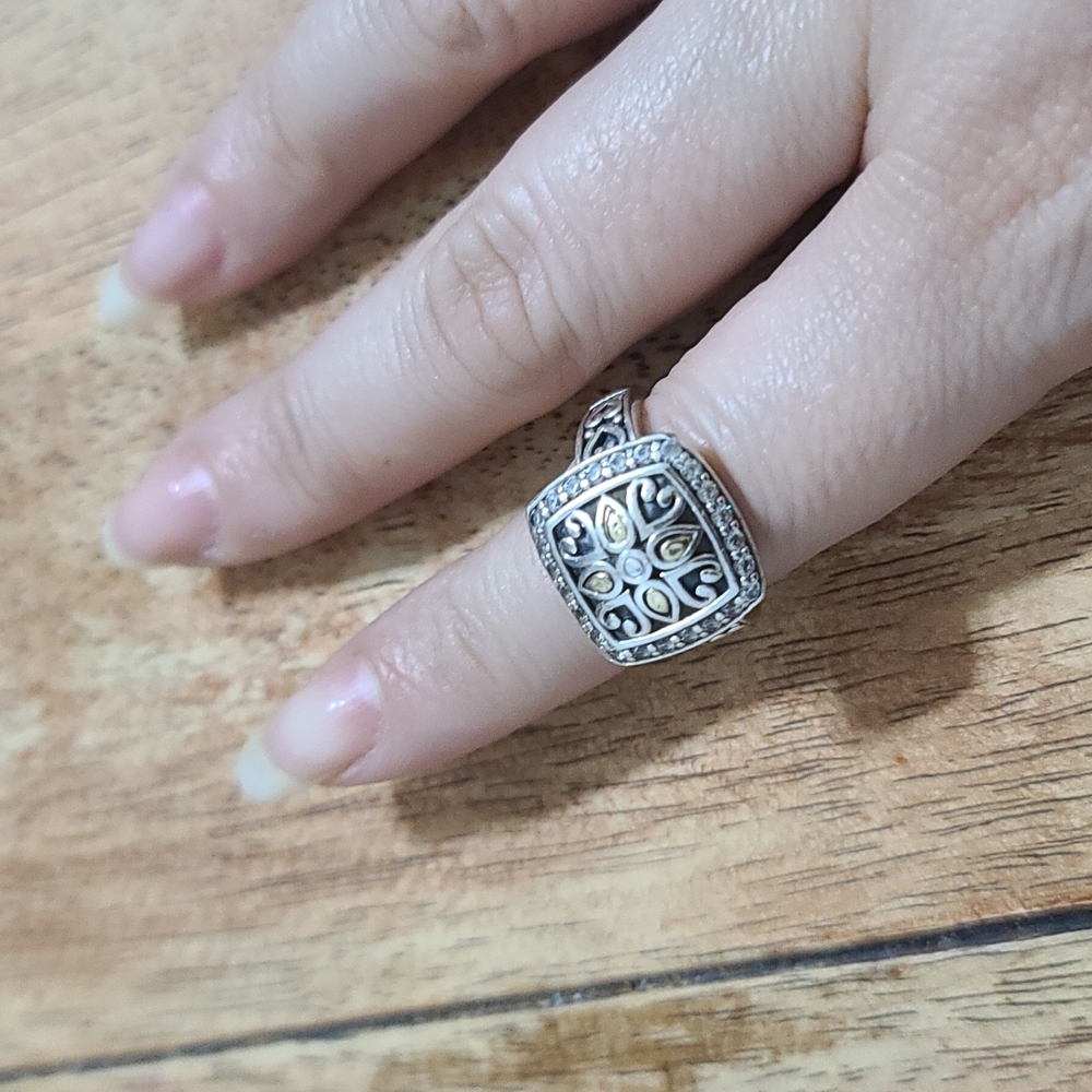 14k/sterling silver ring with cz stones..size 8